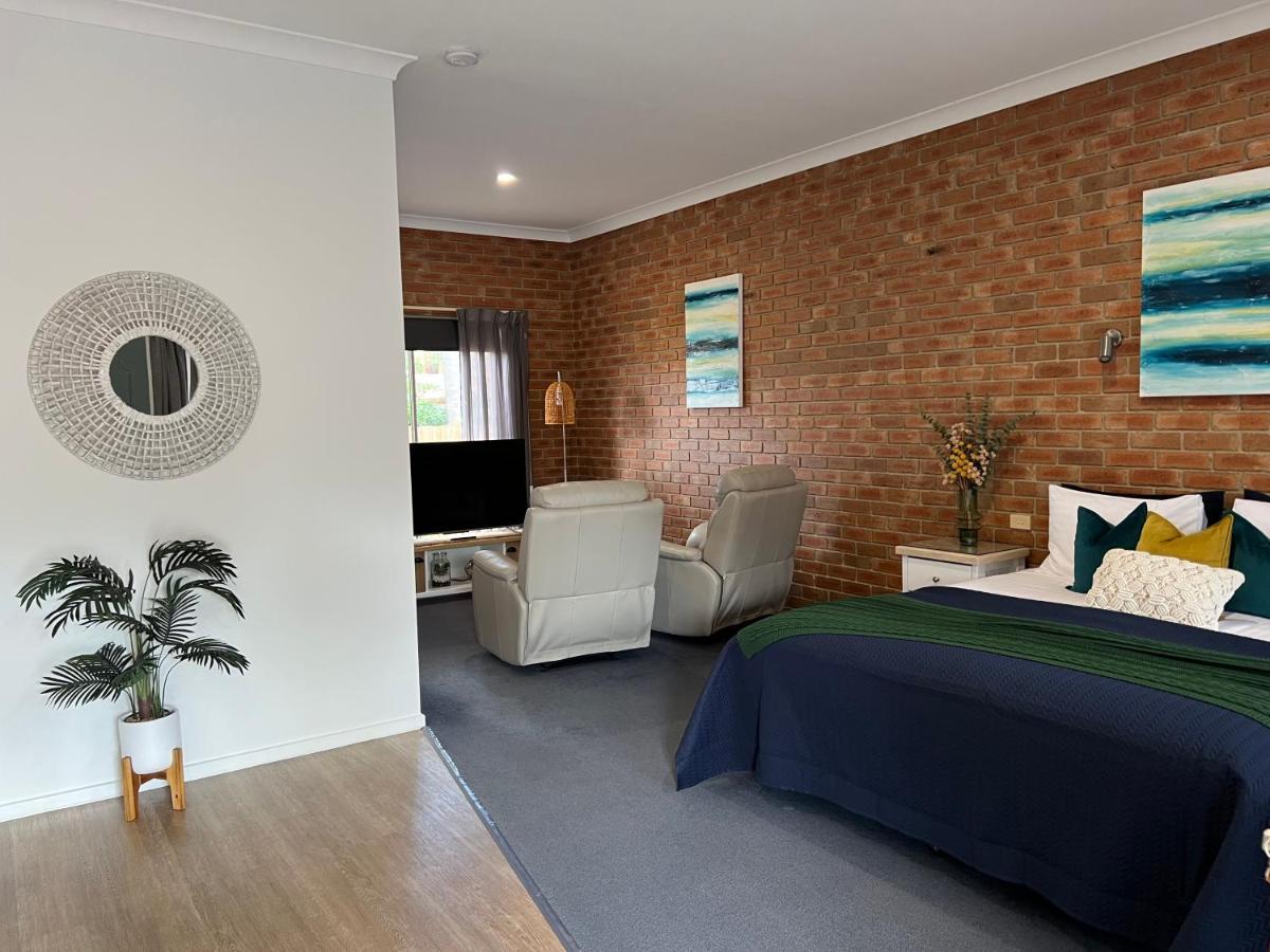 Coastal Waters Motor Inn Lakes Entrance Εξωτερικό φωτογραφία