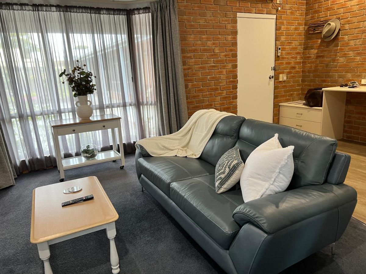Coastal Waters Motor Inn Lakes Entrance Εξωτερικό φωτογραφία