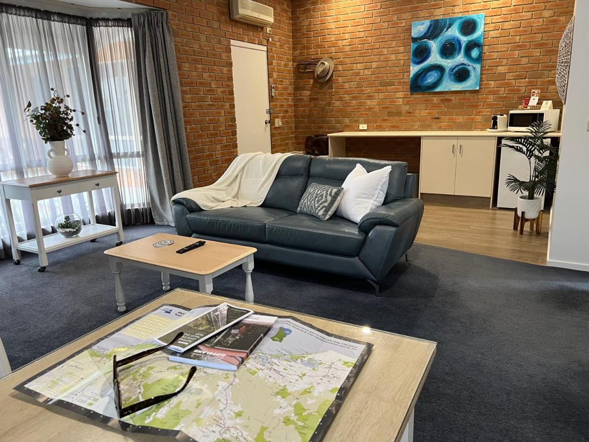 Coastal Waters Motor Inn Lakes Entrance Εξωτερικό φωτογραφία